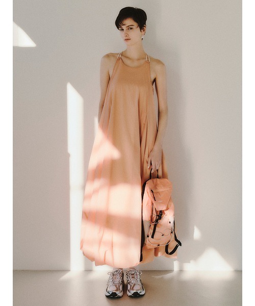 emmi（エミ）の「【限定カラー】パッカブルバックパック（バックパック/リュック・レディース・オレンジ/ベージュ/ホワイト/ブラック/ブルー・FREE）」の6枚目の写真