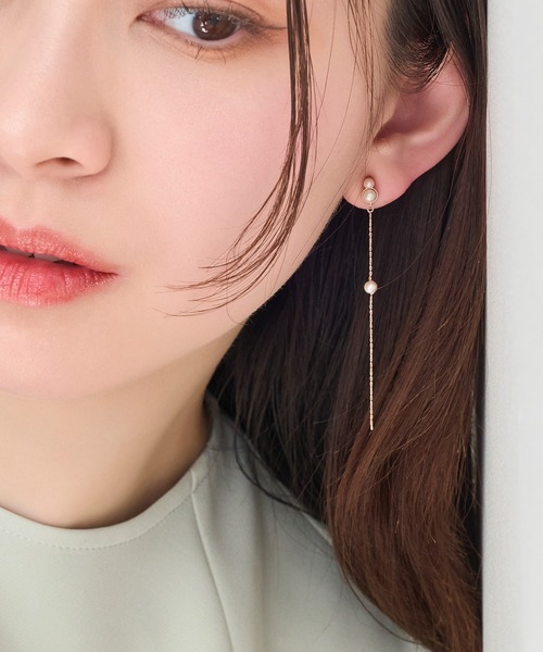 Phoebe（フィービィー）の「【金属アレルギー対応】ルミナスパールロングセラミックピアス（ピアス（両耳用）・レディース・イエローゴールド/シャンパン・FREE）」の2枚目の写真