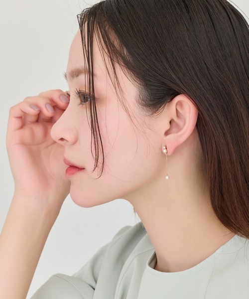 Phoebe（フィービィー）の「【金属アレルギー対応】ルミナスパールロングセラミックピアス（ピアス（両耳用）・レディース・イエローゴールド/シャンパン・FREE）」の6枚目の写真