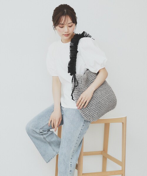 index（インデックス）の「雑材ワンショルダーフリルA4トート（トートバッグ・レディース・ライトベージュ/グレー/ベージュ系その他7・00）」の2枚目の写真