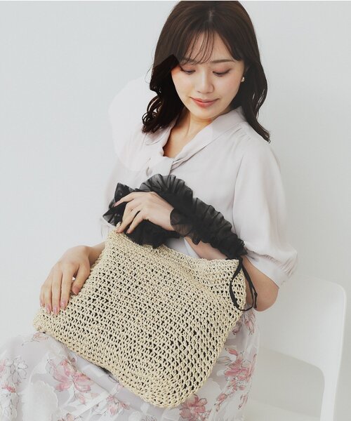 index（インデックス）の「雑材ワンショルダーフリルA4トート（トートバッグ・レディース・ライトベージュ/グレー/ベージュ系その他7・00）」の9枚目の写真