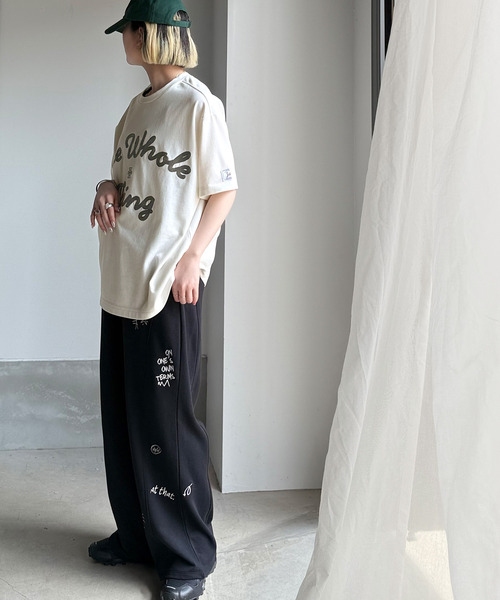 Java(ジャバ)の「《JaVaジャバコラボ》“トレンドを纏う”コード刺繍ロゴTシャツ(オーバーサイズ)(Tシャツ/カットソー・メンズ・オートミール/ブラック/ホワイト・SMALL/MEDIUM/LARGE/X-LARGE)」の11枚目の写真