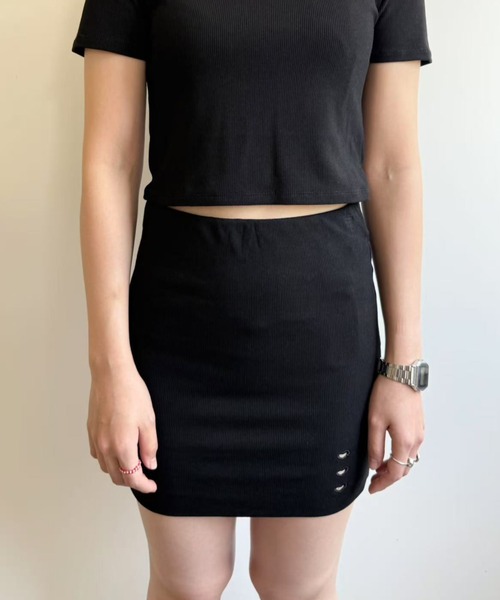 hugi(ハギ)の「TRIPLE HEART MINI SKIRT/トリプルハートミニスカート(スカート・レディース・グレー/ブラック・FREE)」の5枚目の写真