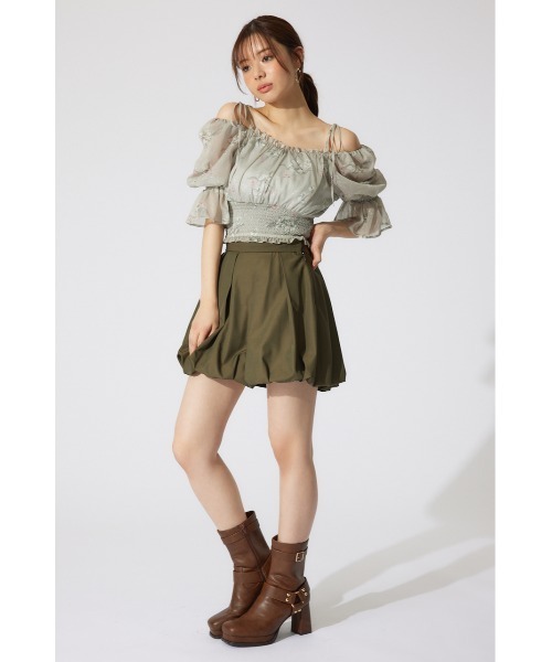 rienda（リエンダ）の「パフスリーブシャーリングブラウス　シアートップス 夏服 半袖（シャツ/ブラウス・レディース・ブラック/ライトイエロー/ベージュ・SMALL/MEDIUM）」の5枚目の写真