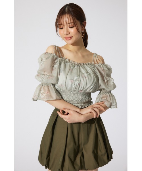 rienda（リエンダ）の「パフスリーブシャーリングブラウス　シアートップス 夏服 半袖（シャツ/ブラウス・レディース・ブラック/ライトイエロー/ベージュ・SMALL/MEDIUM）」の9枚目の写真