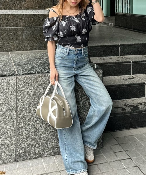 セール】パフスリーブシャーリングブラウス シアートップス 夏服