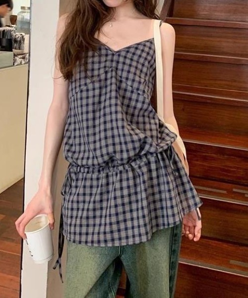 Achic(アシック)の「ギンガムチェックキャミ(Tシャツ/カットソー・レディース・ダークブルー/ホワイト・M)」の7枚目の写真