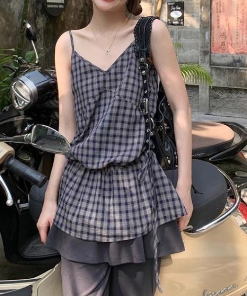 Achic(アシック)の「ギンガムチェックキャミ(Tシャツ/カットソー・レディース・ダークブルー/ホワイト・M)」の9枚目の写真