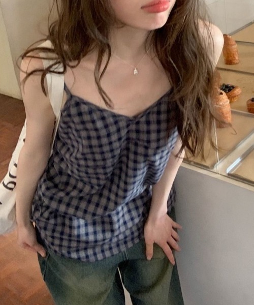 Achic(アシック)の「ギンガムチェックキャミ(Tシャツ/カットソー・レディース・ダークブルー/ホワイト・M)」の10枚目の写真