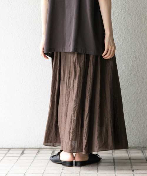 KBF（ケイビーエフ）の「フレアイージースカート（スカート・レディース・ダークブラウン/オフホワイト/ブラック・ONE）」の18枚目の写真
