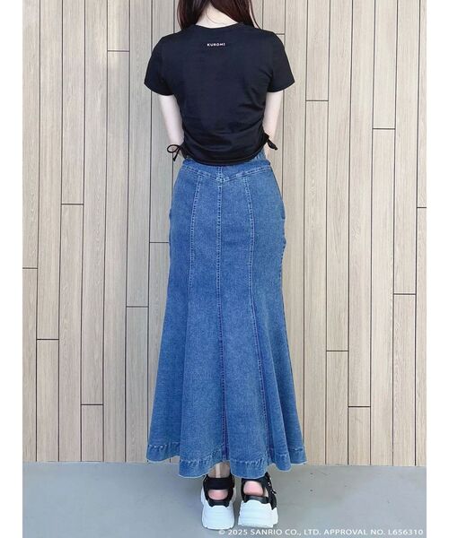 MERCURYDUO(マーキュリーデュオ)の「【メロクロコラボ】クロミワンポイント刺繍クロップドTシャツ(Tシャツ/カットソー・レディース・ブラック・FREE)」の6枚目の写真