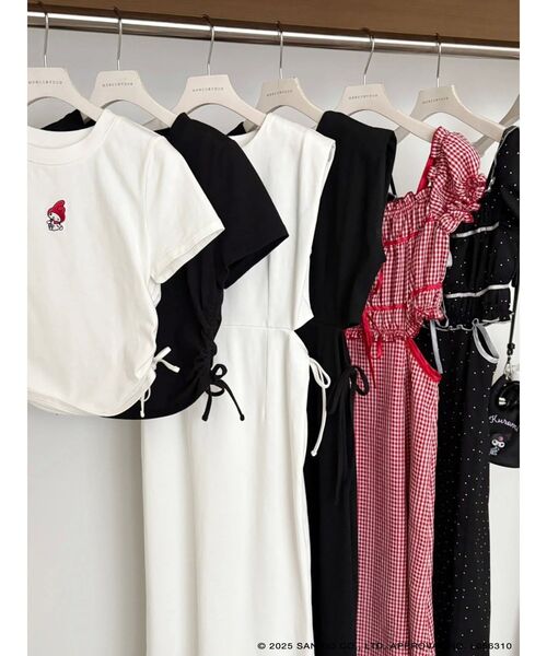 tシャツ 「メロクロコラボ」クロミワンポイント刺繍クロップドTシャツ レディース メロクロコラボ】クロミワンポイント刺繍クロップドTシャツ（T