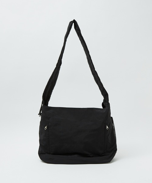 Dickies(ディッキーズ)の「【DICKIES/ディッキーズ】Dickies MP DS SHOULDER BAG 80976500/ショルダーバッグ/シャーリング/ユニセックス【WEB限定】(トートバッグ・レディース・グレー/ブラック/アイボリー・フリー)」の13枚目の写真