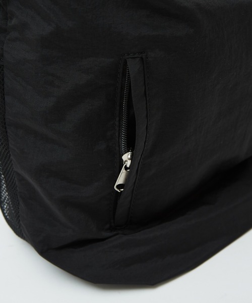 Dickies(ディッキーズ)の「【DICKIES/ディッキーズ】Dickies MP DS SHOULDER BAG 80976500/ショルダーバッグ/シャーリング/ユニセックス【WEB限定】(トートバッグ・レディース・グレー/ブラック/アイボリー・フリー)」の14枚目の写真