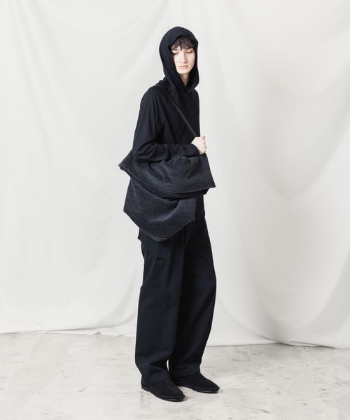 ATTACHMENT(アタッチメント)の「1/60 ウールスムース フーデッドプルオーバー / 1/60 WOOL SMOOTH HOODED PULLOVER(パーカー・メンズ・ネイビー/ブラック/キャメル・1/3/2)」の6枚目の写真