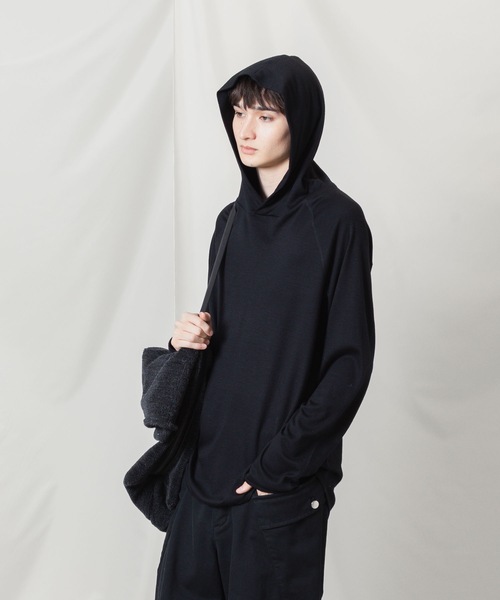ATTACHMENT(アタッチメント)の「1/60 ウールスムース フーデッドプルオーバー / 1/60 WOOL SMOOTH HOODED PULLOVER(パーカー・メンズ・ネイビー/ブラック/キャメル・1/3/2)」の4枚目の写真