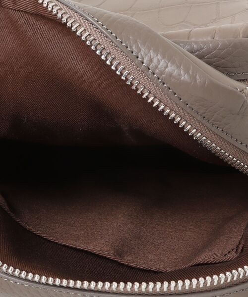 BELLIES YORK（ベリーズヨーク）の「【BELLIES YORK】クロコダイル×牛革　ショルダーバッグ ポーチ ポシェット（ショルダーバッグ・レディース・ダークベージュ/ブラック/ネイビー/ベージュ・FREE）」の9枚目の写真