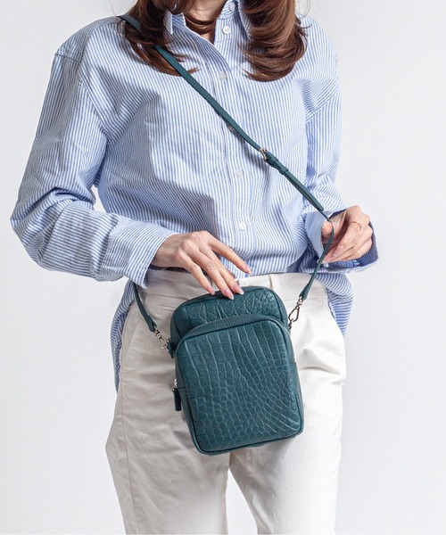 BELLIES YORK（ベリーズヨーク）の「【BELLIES YORK】クロコダイル×牛革　ショルダーバッグ ポーチ ポシェット（ショルダーバッグ・レディース・ダークベージュ/ブラック/ネイビー/ベージュ・FREE）」の4枚目の写真