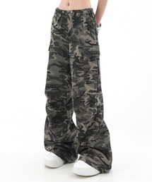 Lilamusant（リラミュゾン）の「【RS】【Lilamusant(リラミュゾン)】カモフラージュドロストワイドカーゴパンツ　Y2K　韓国ストリート　グランジ（カーゴパンツ）」