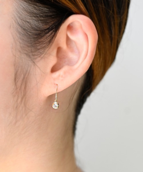 sowi(ソーイ)の「K10 天然石スイングピアス(ピアス(両耳用)・レディース・ライトブルー/ホワイト・フリ-)」の5枚目の写真