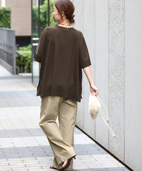 JOURNAL STANDARD relume（ジャーナルスタンダード　レリューム）の「《追加3》接触冷感 / ウォッシャブルクールポンチョプルオーバー（ニット/セーター・レディース・ブラウン/レッド/ブラック/ライトグレー・FREE）」の8枚目の写真