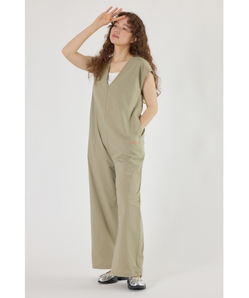 RODEO CROWNS WIDE BOWL(ロデオクラウンズワイドボウル)の「(OP)ラッシュガード サロペット(つなぎ/オールインワン・レディース・ライトカーキ/ブラック・FREE)」の16枚目の写真