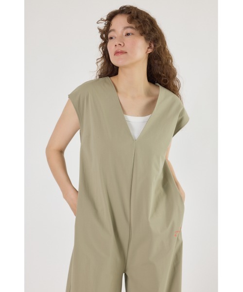 RODEO CROWNS WIDE BOWL(ロデオクラウンズワイドボウル)の「(OP)ラッシュガード サロペット(つなぎ/オールインワン・レディース・ライトカーキ/ブラック・FREE)」の13枚目の写真