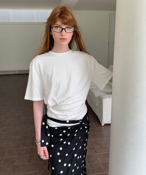 LONSLAN（ロンスラン）の「【LONSLAN】ツイストヘムTシャツ LONW25s062（Tシャツ/カットソー・レディース・ホワイト/ブラック・M）」の9枚目の写真