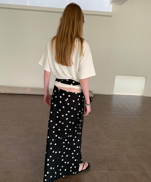 LONSLAN（ロンスラン）の「【LONSLAN】ツイストヘムTシャツ LONW25s062（Tシャツ/カットソー・レディース・ホワイト/ブラック・M）」の21枚目の写真