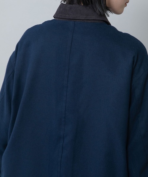 Munich(ミューニック)の「【軽量】【保温性】【吸水・速乾性】梳毛調合繊×コーデュロイ×octaステンカラーコート(ステンカラーコート・レディース・ネイビー/チャコールグレー/グレー・FREE)」の18枚目の写真