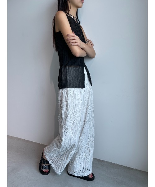 AIC.(エーアイシー)の「チュールレースイージーパンツ/セットアップ可能(その他パンツ・レディース・オフホワイト/ブラック・FREE)」の15枚目の写真