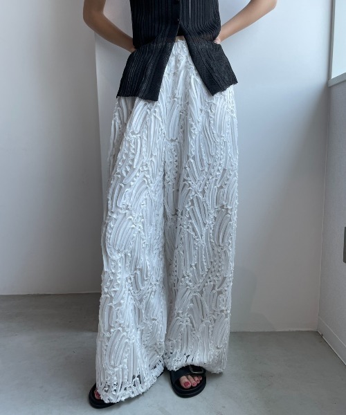 AIC.(エーアイシー)の「チュールレースイージーパンツ/セットアップ可能(その他パンツ・レディース・オフホワイト/ブラック・FREE)」の8枚目の写真