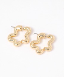 フラワーシェイプピアス