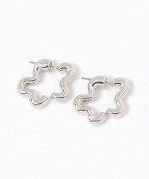 フラワーシェイプピアス