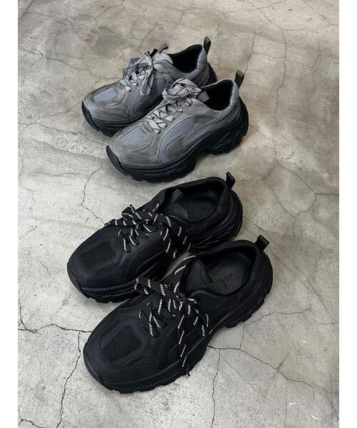 EMODA（エモダ）の「プランプソールスニーカー（スニーカー・レディース・グレー/ブラック・SMALL/MEDIUM/LARGE）」の3枚目の写真