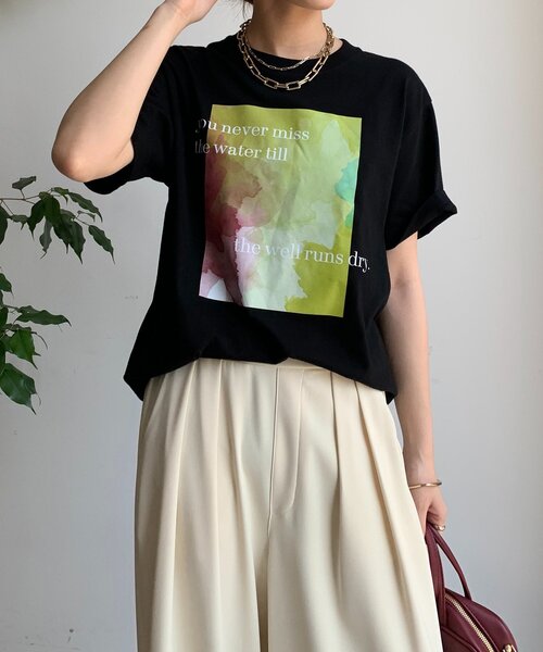 DouDou(ドゥドゥ)の「【WEB限定】ロゴペイントTEE(Tシャツ/カットソー・レディース・ブラック/オフホワイト・FREE)」の1枚目の写真