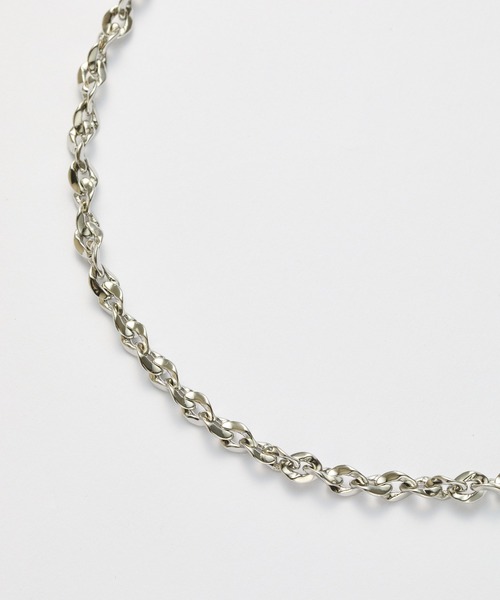 COLONY 2139(コロニートゥーワンスリーナイン)の「ツイストカーブチェーンネックレス(ネックレス・レディース・シルバー・FREE)」の9枚目の写真