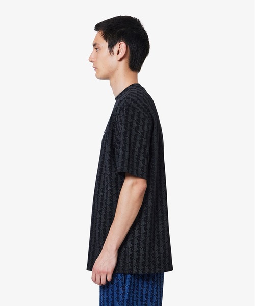 LACOSTE(ラコステ)の「インディゴ鹿の子地 モノグラム半袖Tシャツ(Tシャツ/カットソー・メンズ・ブラック/ライトインディゴブルー/インディゴブルー・2/3/4/5)」の7枚目の写真