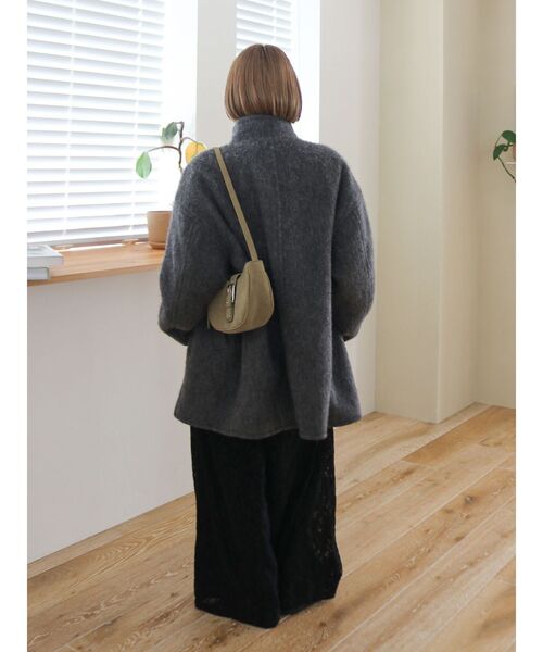 Ungrid(アングリッド)の「フリルデザインロンパース(つなぎ/オールインワン・レディース・オフホワイト/ブラック/ブルー・FREE)」の16枚目の写真