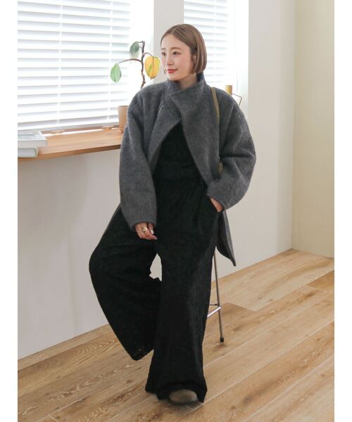 Ungrid(アングリッド)の「フリルデザインロンパース(つなぎ/オールインワン・レディース・オフホワイト/ブラック/ブルー・FREE)」の17枚目の写真