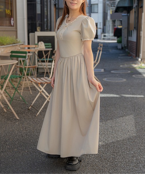 レースデザイン半袖ロングワンピース