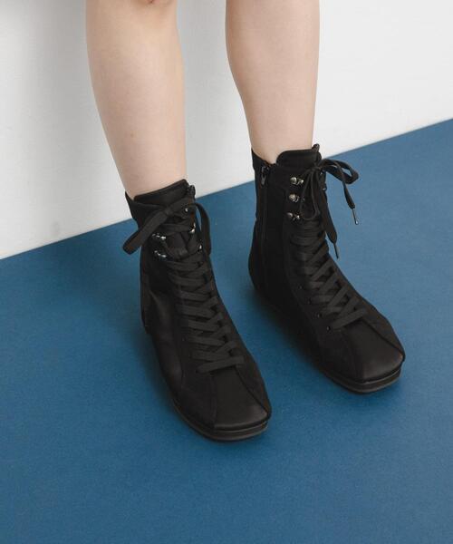 KBF（ケイビーエフ）の「レースアップハイカットスニーカー（スニーカー・レディース・ブラック・36/37/38）」の3枚目の写真