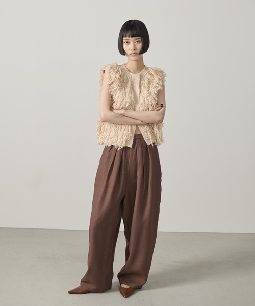 AIC.（エーアイシー）の「ループフリンジニットベスト（ベスト・レディース・ピンクベージュ/ブラウン・FREE）」の4枚目の写真