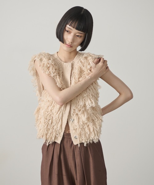 ループフリンジニットベスト（ベスト）｜AIC.（エーアイシー）の