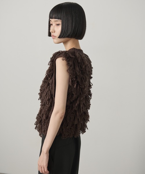 AIC.（エーアイシー）の「ループフリンジニットベスト（ベスト・レディース・ピンクベージュ/ブラウン・FREE）」の16枚目の写真