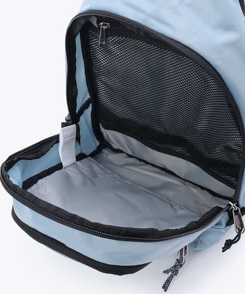 Columbia（コロンビア）の「撥水 Columbia／グレートスモーキーガーデン ボディバッグL 10L ワンショルダー／コロンビア（ボディバッグ/ウエストポーチ・レディース・ベージュ/ブルーグリーン/ブラック・ONE SIZE）」の18枚目の写真