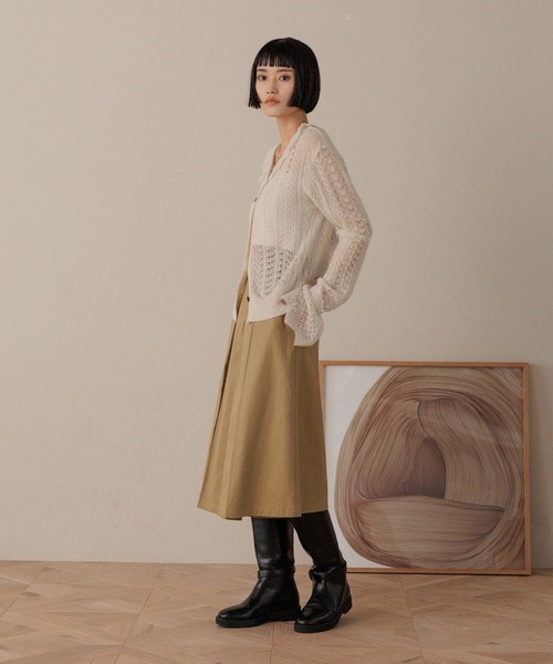 LOWRYS FARM（ローリーズファーム）の「タックプリーツハーフパンツ  576739（チノパンツ・レディース・ブラック/ベージュ・MEDIUM/LARGE）」の6枚目の写真