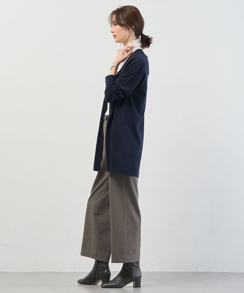 J.PRESS(ジェイプレス)の「KNIT BASIC ロング カーディガン(カーディガン/ボレロ・レディース・ネイビー系/ダークブラウン系/ベージュ系/ライトグレー系・T15/T13)」の22枚目の写真