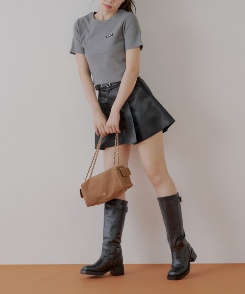 Chico（チコ）の「チェーンハンドル横長スエードバッグ（ボストンバッグ・レディース・ブラウン/アイボリー/ピンクベージュ/ブラック系その他3・FREE）」の5枚目の写真