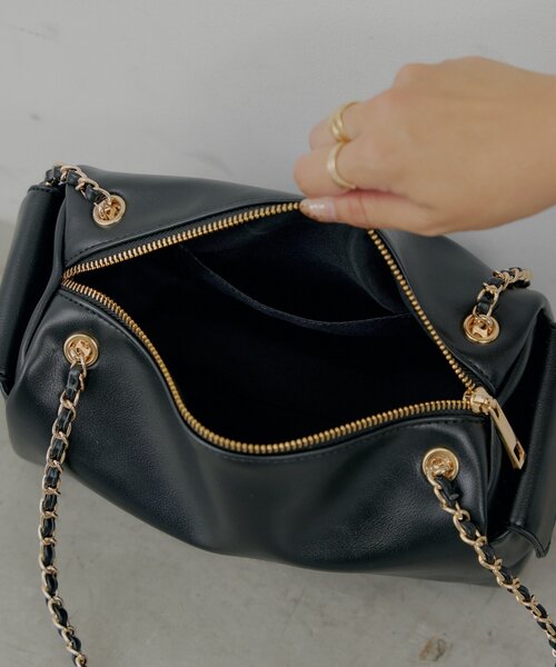 Chico（チコ）の「チェーンハンドル横長スエードバッグ（ボストンバッグ・レディース・ブラウン/アイボリー/ピンクベージュ/ブラック系その他3・FREE）」の15枚目の写真